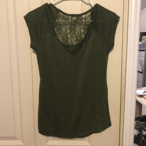 Super cute girly green tee - Picture 2 of 2